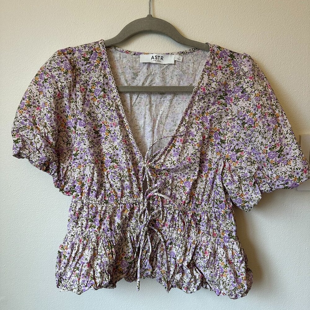 Cotton Tie Front Puff Sleeve Top